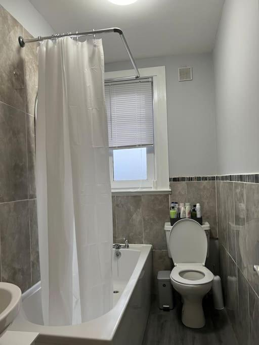 Apartment Spacious Luxury 3 Bedroom Flat In Kirkcaldy, Fife